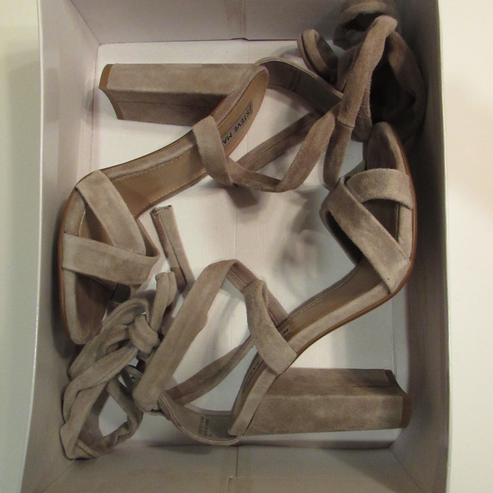 Suede Strappy ‘Christey’ Steve Madden Heel